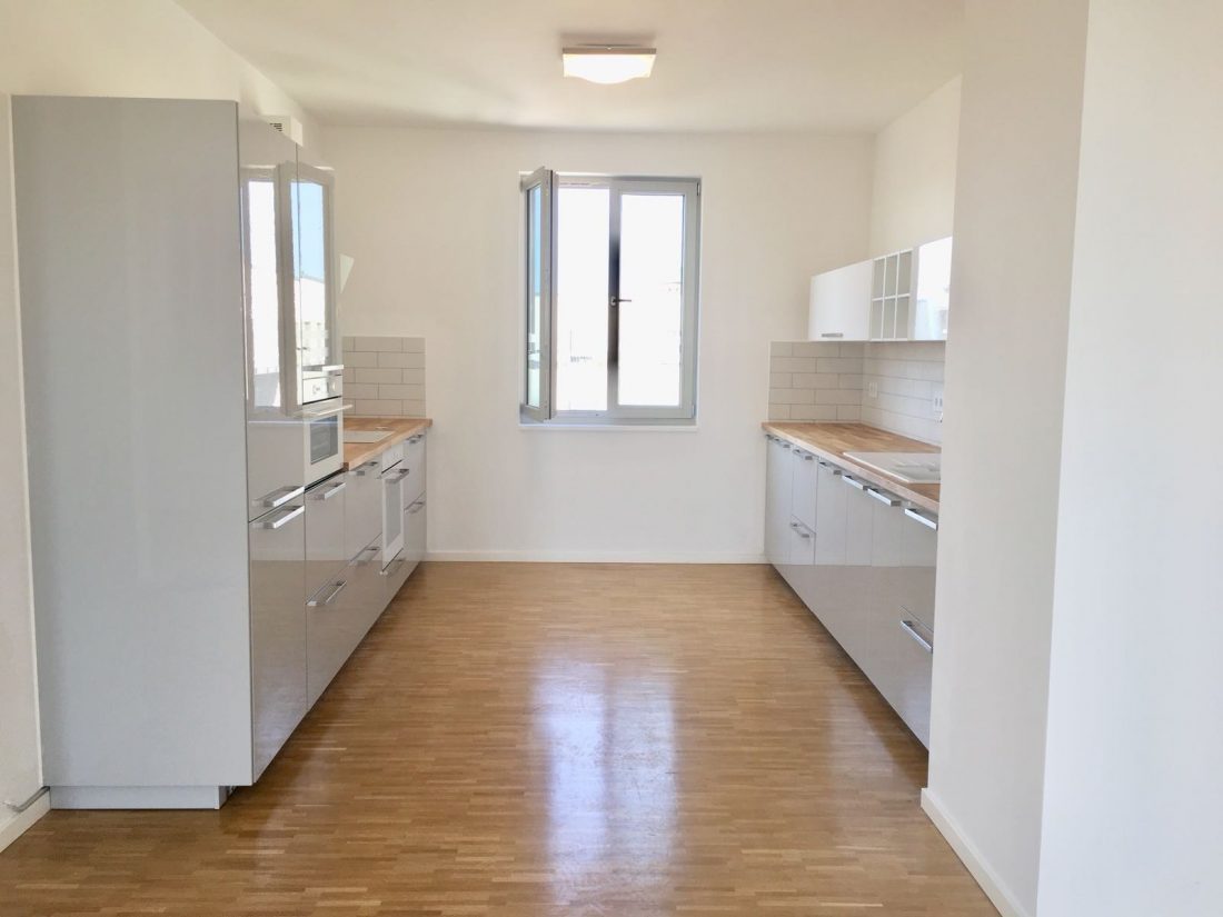 Simple Apartments For Rent In Steglitz Berlin for Small Space